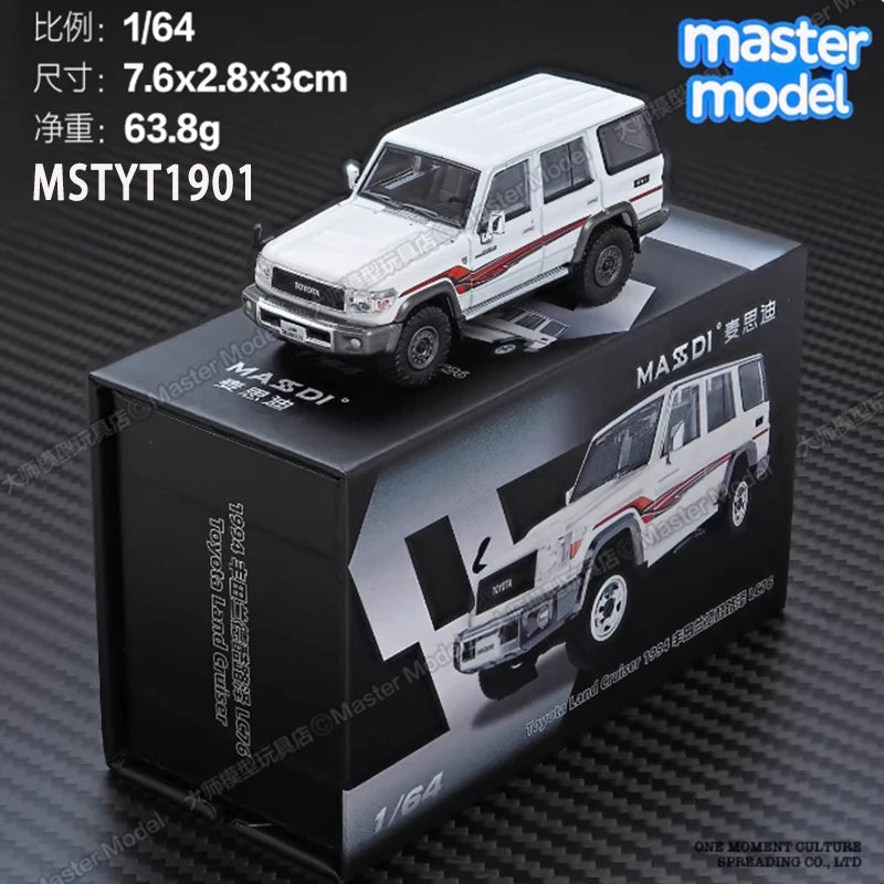 MASSDI Diecast 1:64 Scale Land Cruiser LC76 Off-road Alloy Car Model Finished Simulation Collection Decoration Gift Display